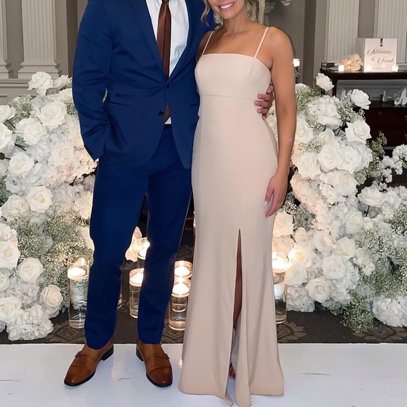 Amsale Bray Dress in Fawn - Picture 9 of 11